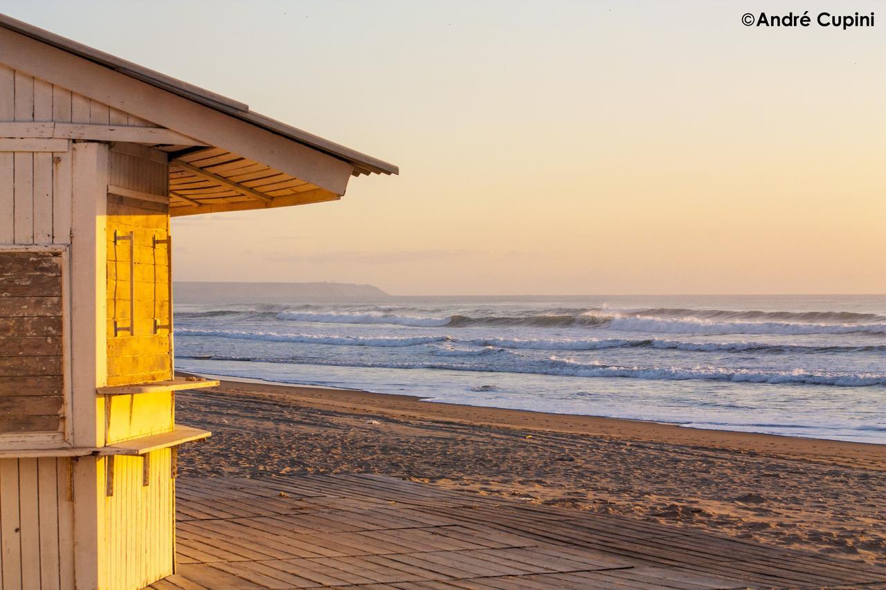 Incosta Surf House Pansiyon Costa da Caparica Dış mekan fotoğraf