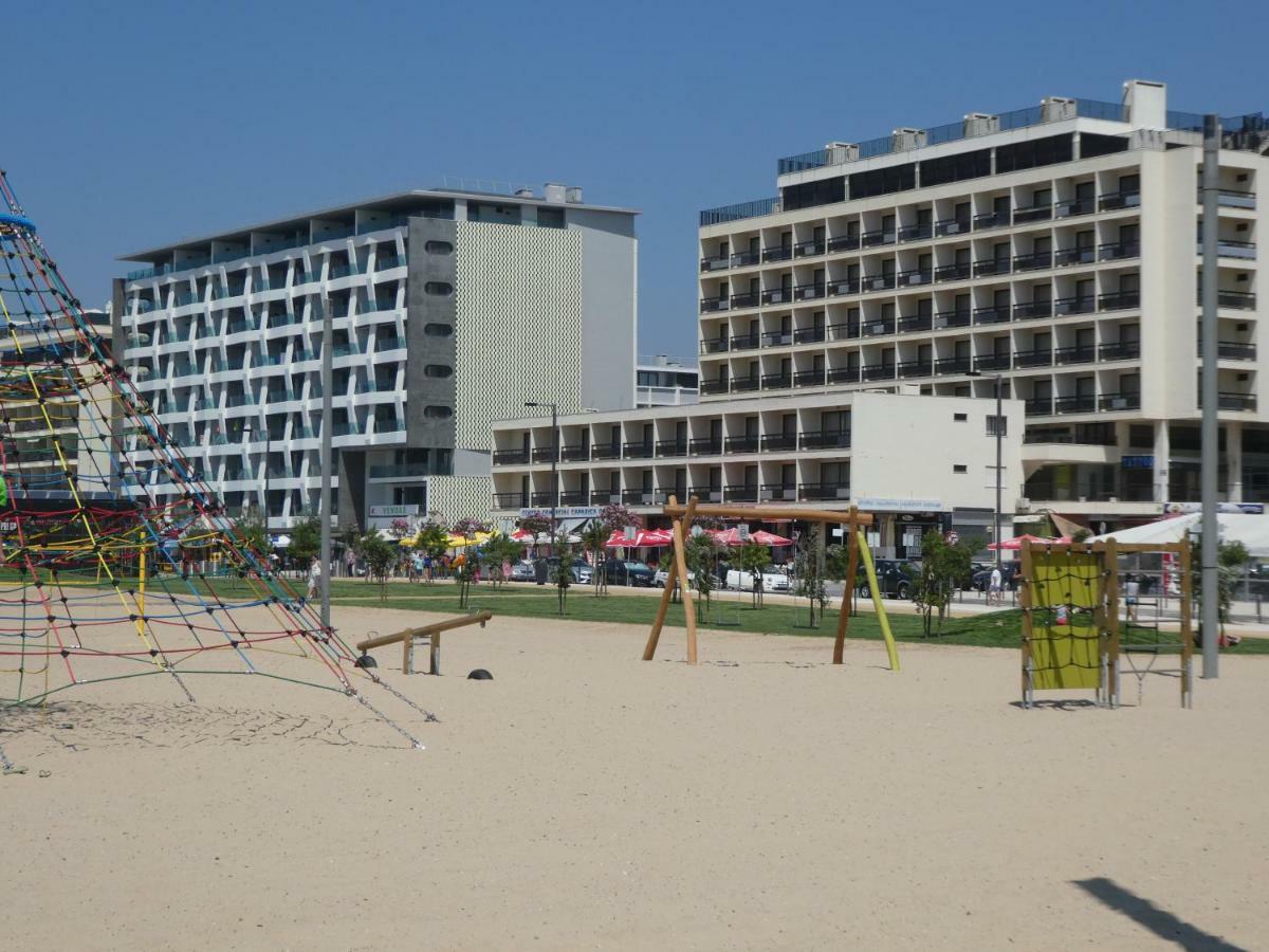 Incosta Surf House Pansiyon Costa da Caparica Dış mekan fotoğraf