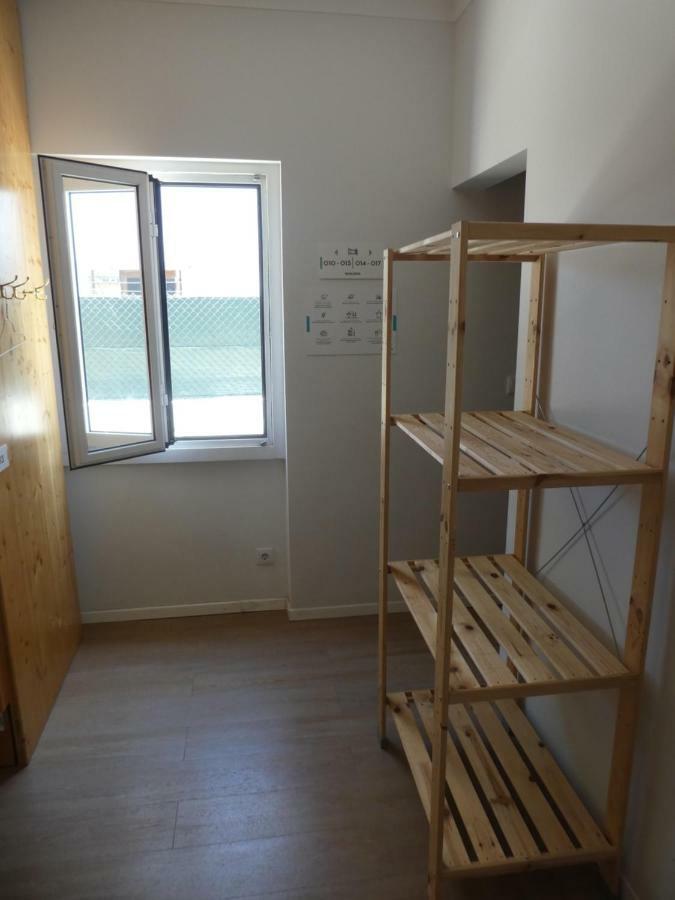 Incosta Surf House Pansiyon Costa da Caparica Dış mekan fotoğraf