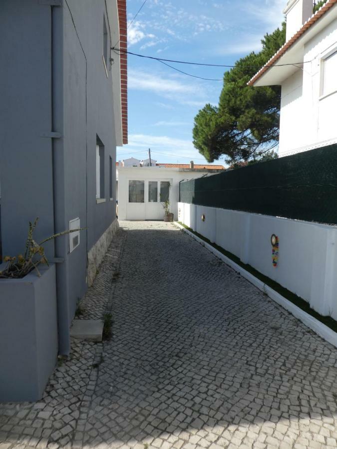 Incosta Surf House Pansiyon Costa da Caparica Dış mekan fotoğraf